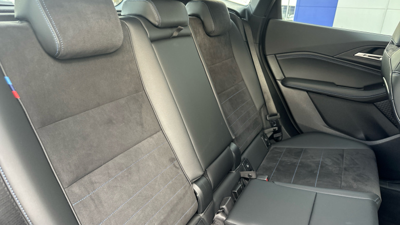 BMW 2 Series 220i MHT M Sport 5dr DCT Petrol Hatchback